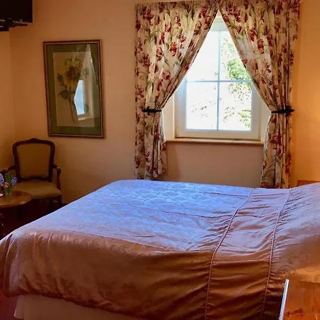Carraig-mor House Couette-café